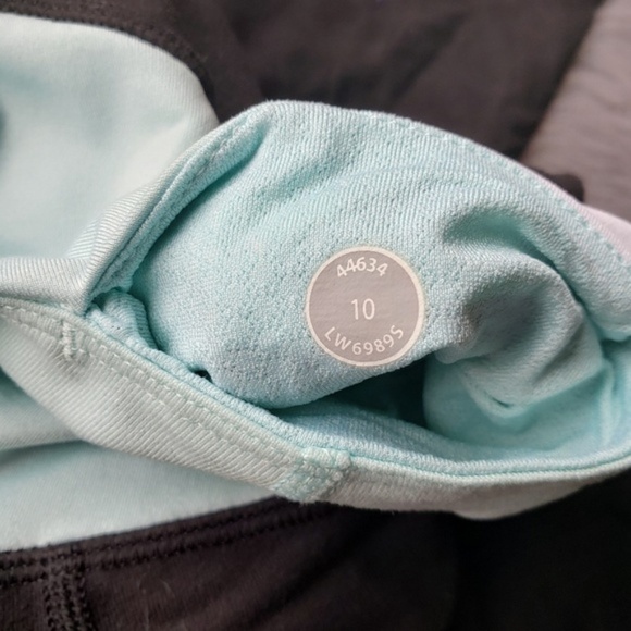 Lululemon Crop Yoga Pants Black/teal/White sz 10 - Picture 5 of 6